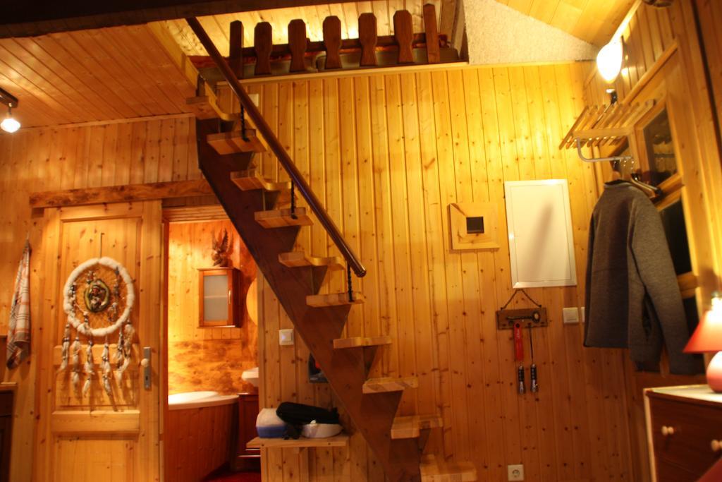 הוילה נוירופין Norwegisches Holzhaus חדר תמונה